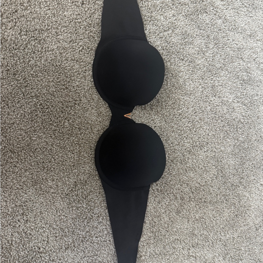 Black Strapless Bra VS